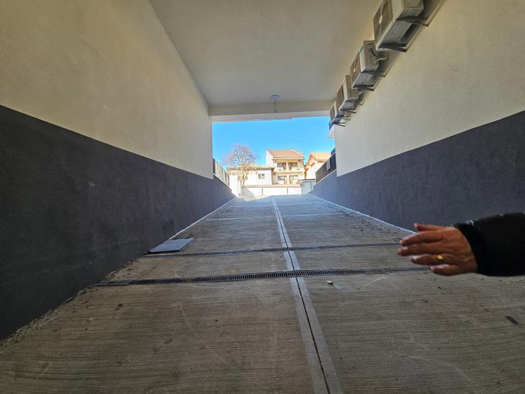 Apartament cu 3 Camere in Bloc Nou Curte Interioară Garaj Str Primăverii Stadion - 52