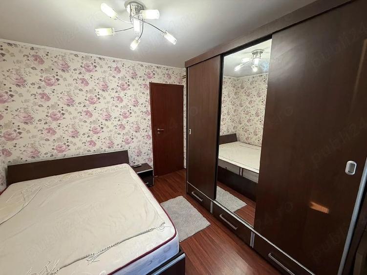 Apartament cu 3 camere semidecomandat în Rahova