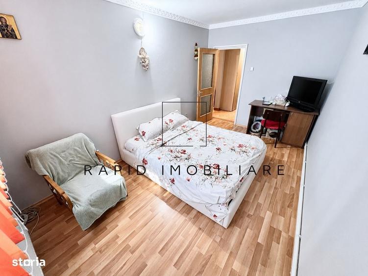 Apartament cu 3 camere decomandat în Micro 39