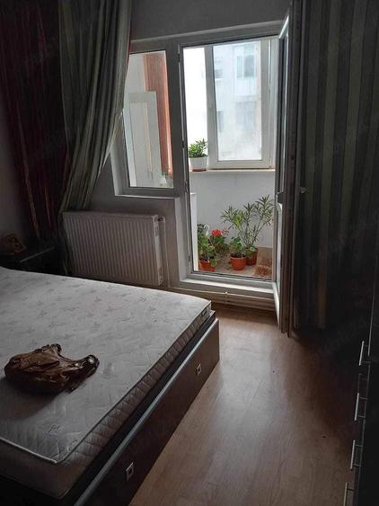 Inchiriez apartament decomandat ,mobilat si utilat, 2 camere, Bro?teni-Colegiu - 2