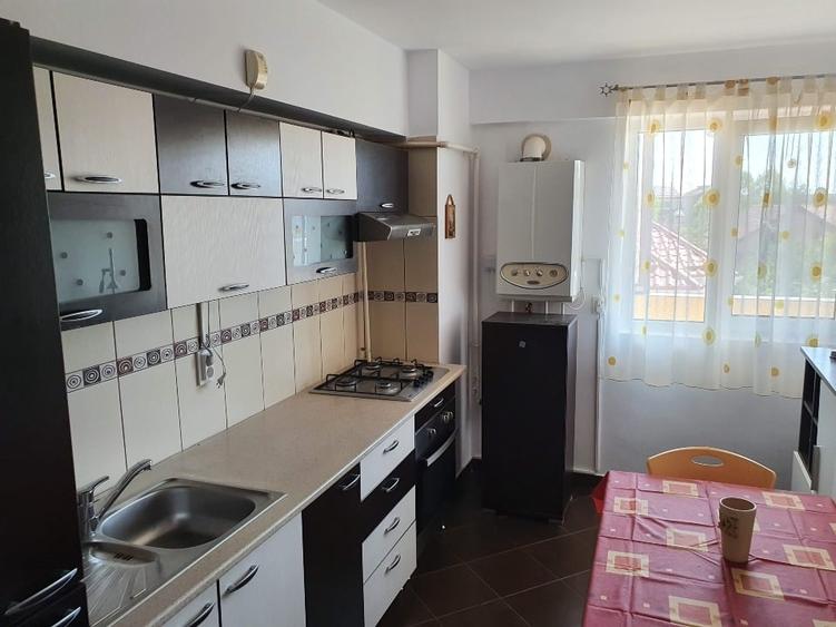 Apartament 2 camere, 56 mp utili + balcon, 2/3, central Otopeni - 5