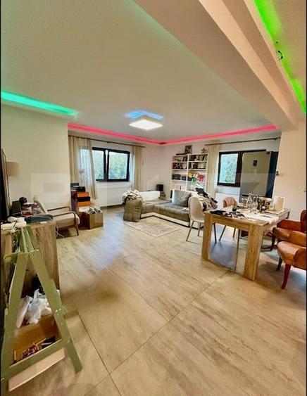 Apartament spatios cu 4 camere, finisat ,mobilat, cartier Europa - 1