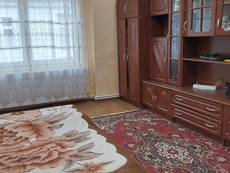 CASĂ &Icirc;N CARANSEBEȘ \ ZONĂ CENTRALĂ / 150mp utili /DISPONIBILĂ IMEDIAT - 2