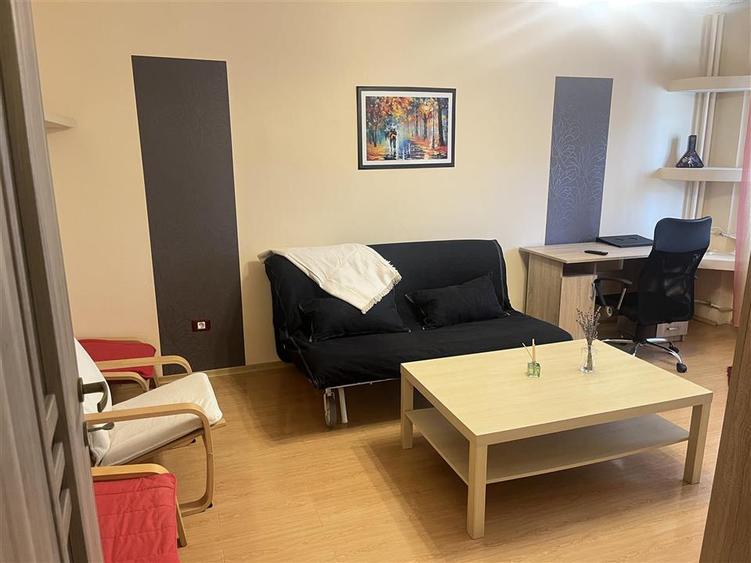Apartament cu 2 camere decomandat, mobilat în Iancului