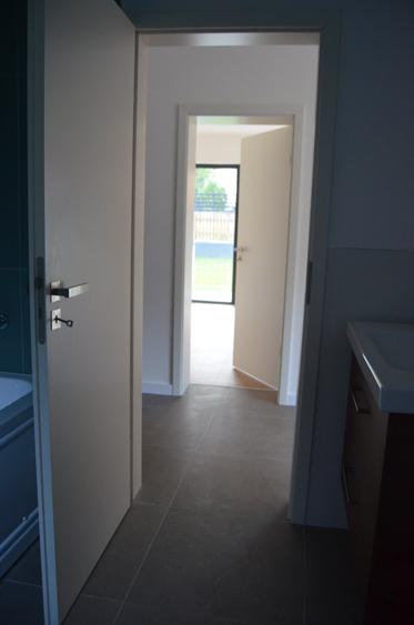 Apartament cu doua camere ,parter,imobil nou - 2