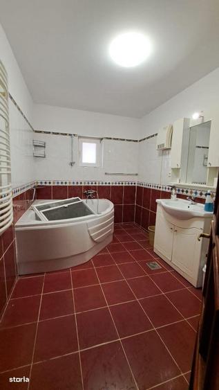 Mamaia Sat - Lidl vila P+2 mobilata, utilata, 9 camere 4 bai 560 mp - 4