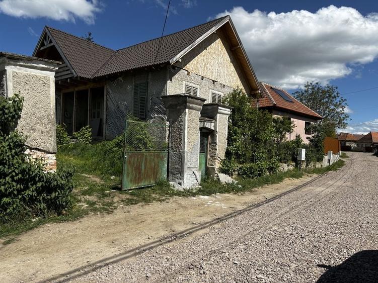 Casa 4 camere 90 M? cu 2.770 M? teren+posibilitate &icirc;ncă 1.200 M? teren - 6