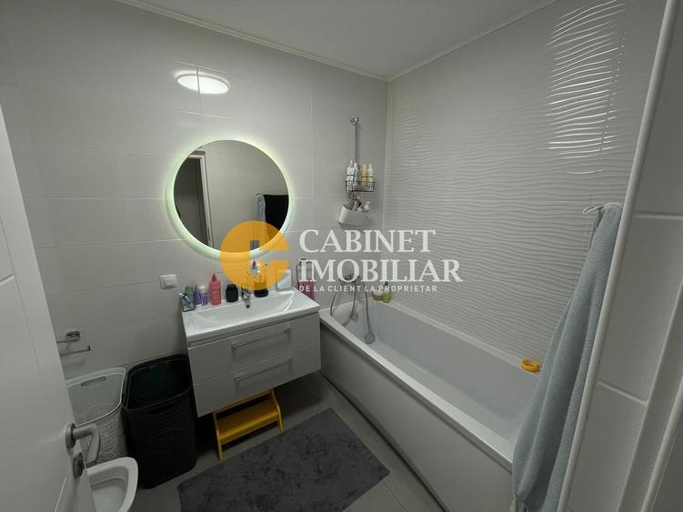 Apartament 4 camere DECOMANDAT et 1 + LOC DE PARCARE si BOXA - PACURARI - 8