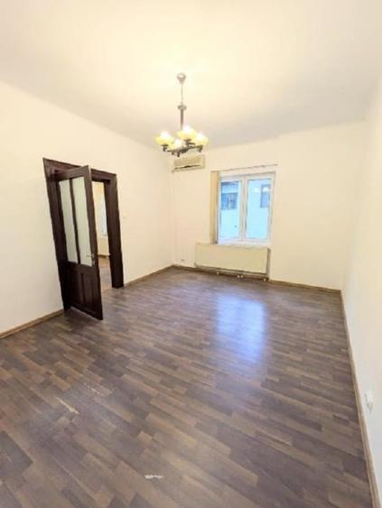 Proprietar, casa, curte, Cismigiu, de inchiriat - birouri. - 14