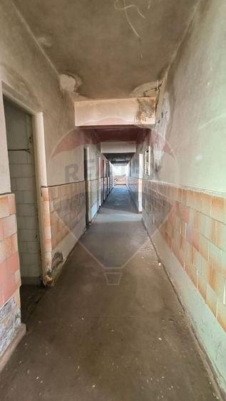 Cladire/Spatiu comercial central de vanzare  in Galati - 12