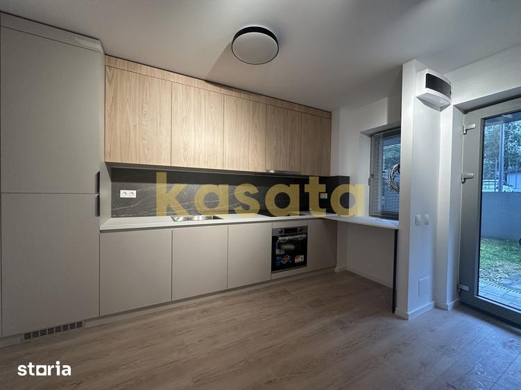 Apartament cu 3 camere în Tei