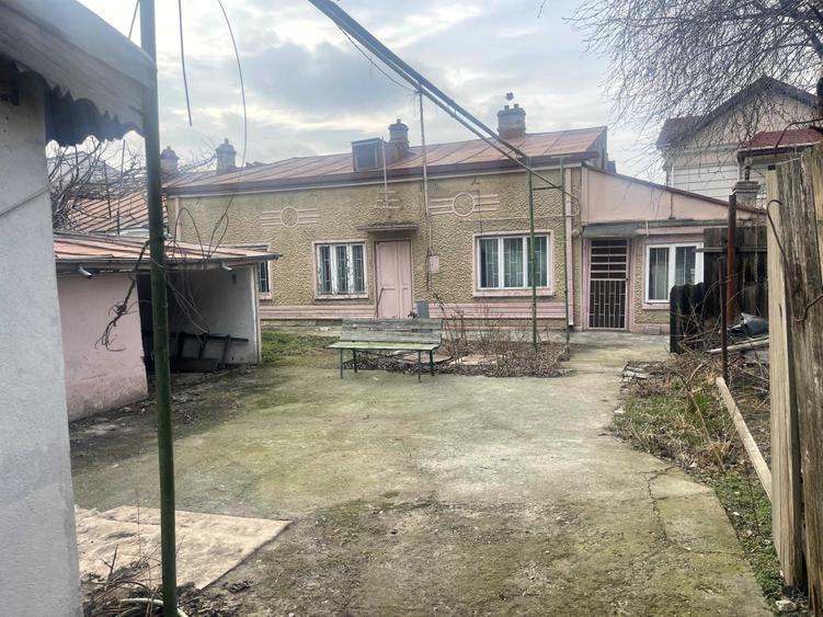 Casa 3 camere 65 mp caramida, teren 400 mp, Rahova Sector 5, singur in curte - 2