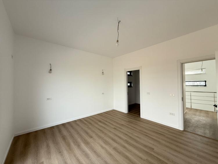 Vile individuale | 5 camere | 2 bai | Curte amenajata | Asfalt - 14