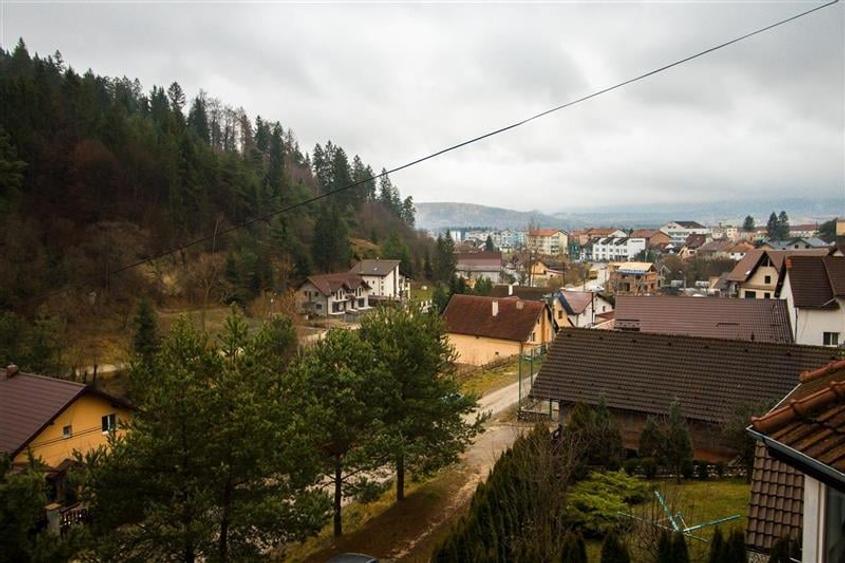 Resedinta cu atmosfera familiara,peisaj imersiv,amplasare premium,Zarnesti,Braso - 43