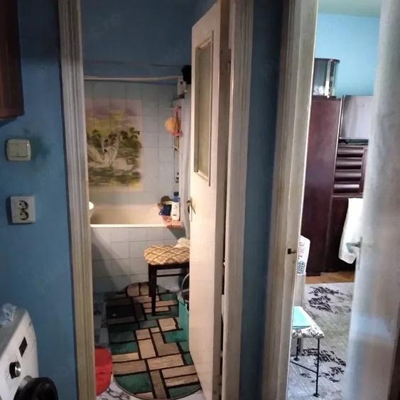 Apartament 3 camere Soarelui decomandat etaj 2 doua bai centrala proprie - 5