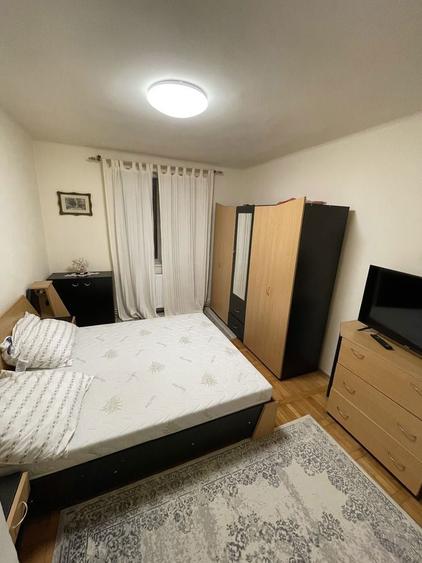 Apartament 2 camere de inchiriat, central, zona piata 700 - 1