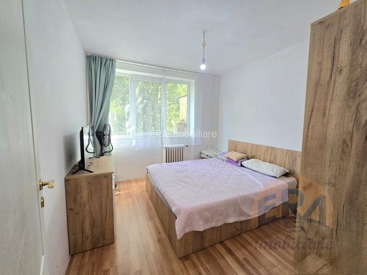 Apartament cu 3 camere decomandat, mobilat în Decebal Apartament cu 3 camere decomandat, mobilat în Decebal