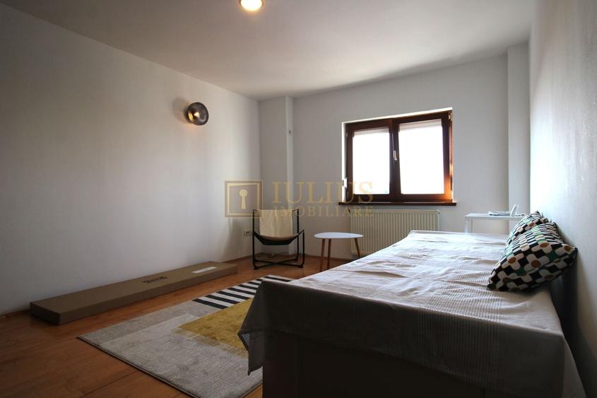 Corneliu Copusul, o camera, centrala proprie. - 2