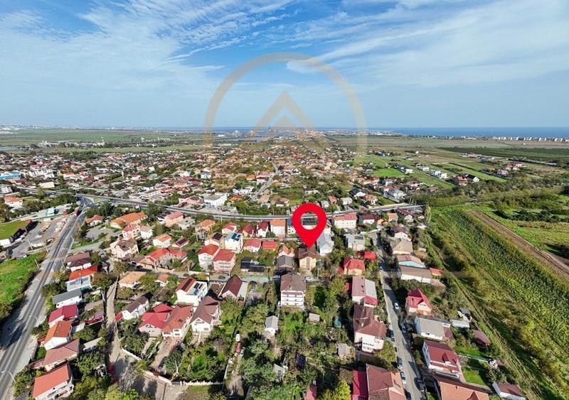 AGIGEA - Casa D+P+1E+M pe un teren de 631 mp cu deschidere la 2 străzi. - 35