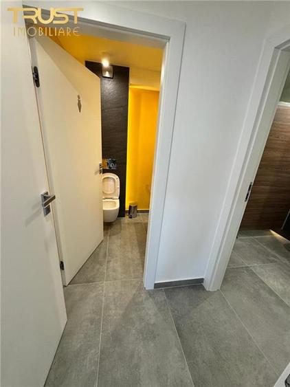 Spatii Birouri l Bd.Muncii l 130 - 330 MP l Locuri de Parcare - 8