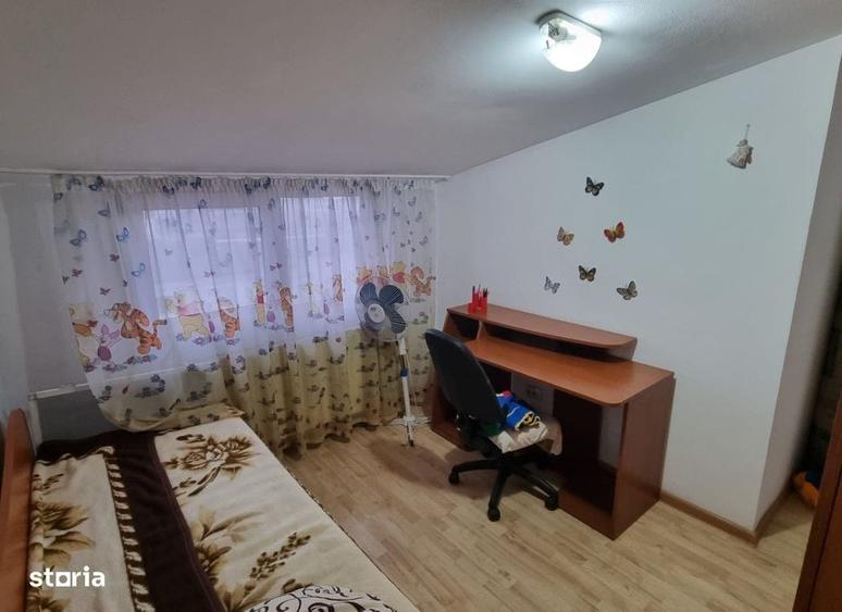 Apartament cu 2 camere decomandat în Nicolina
