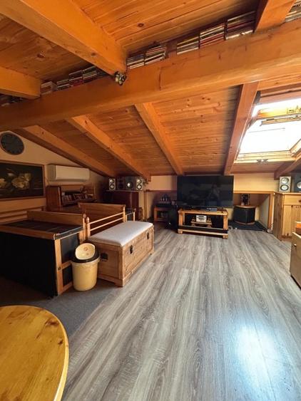 Proprietar apartament deosebit cu 2 camere + pod amenajat Giroc UM - 11