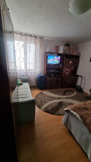 Garsoniera etaj 1 centru - 5