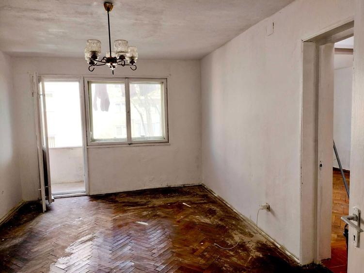 Apartament doua camere de vanzare in Petrosani - 6