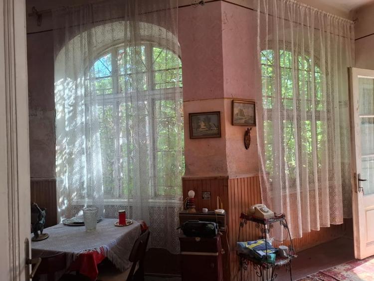 Casă individuală cu 4 camere cu Canalizare în Nădlac