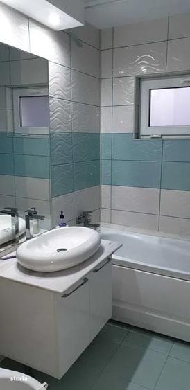 Apartament cu 3 camere decomandat în Ciupercenii Noi