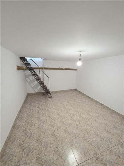 Spațiu comercial, de 63.680000305176 mp, în Casa de Cultură