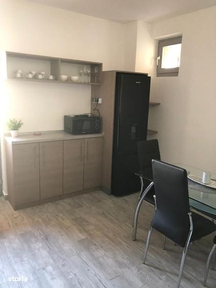 Apartament cu 3 camere în 7 Noiembrie