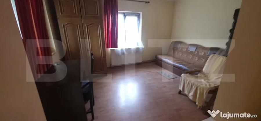 Casă cu 3 camere cu Teren 400 Mp în Central