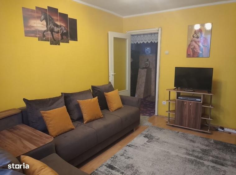 Apartament cu 2 camere decomandat în Central