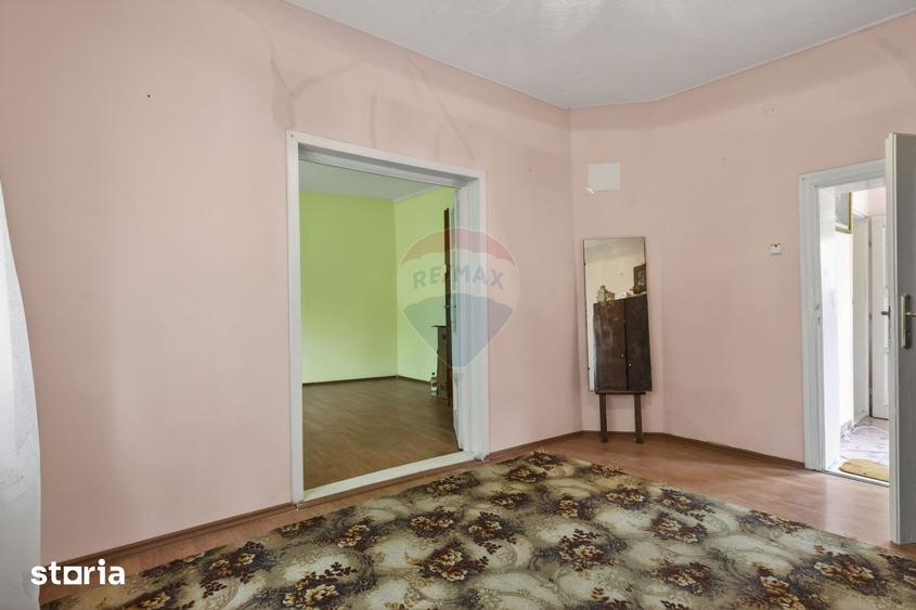 Casă cu 3 camere cu Teren 302 Mp în Micălaca