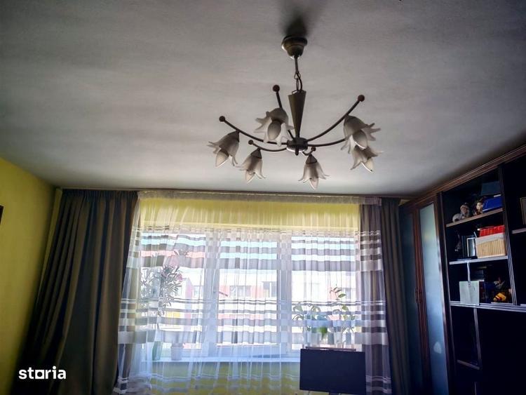 Apartament cu 3 camere în Grigorescu — fotografia 1