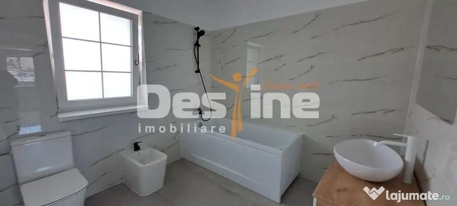 Casă cu 4 camere cu Teren 400 Mp în Valea Adâncă