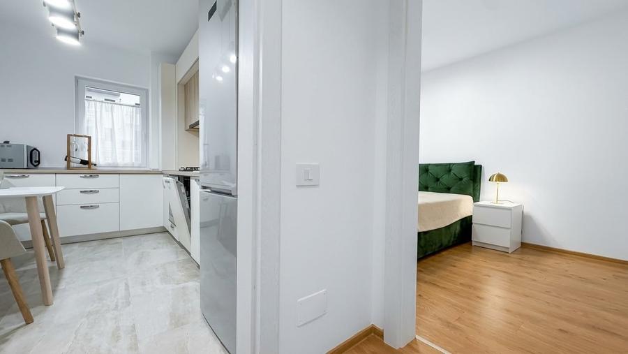 Apartament cu 2 camere decomandat în Blumăna