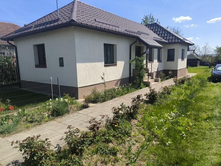 Casă cu 4 camere cu Teren 800 Mp în Unirii