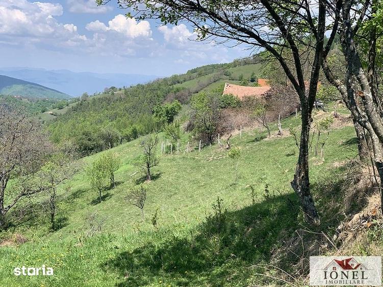 Casă cu 3 camere cu Teren 87271 Mp în Săsciori