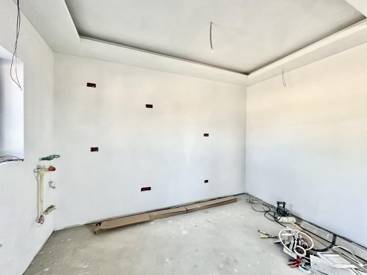 Duplex cu 5 camere cu Canalizare în Moșnița Nouă