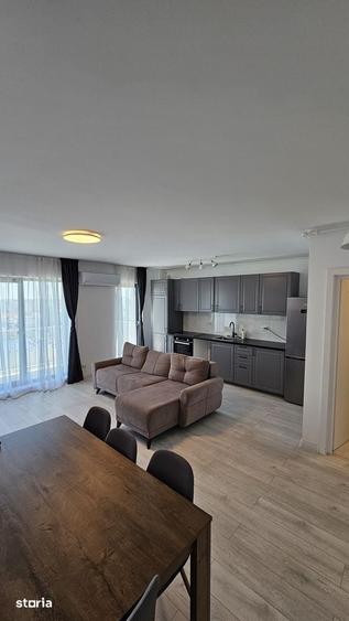 Apartament cu 8 camere în Vest