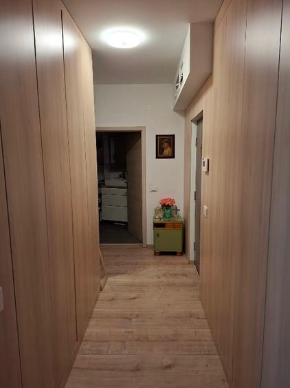 Apartament cu 2 camere semidecomandat în Iosia