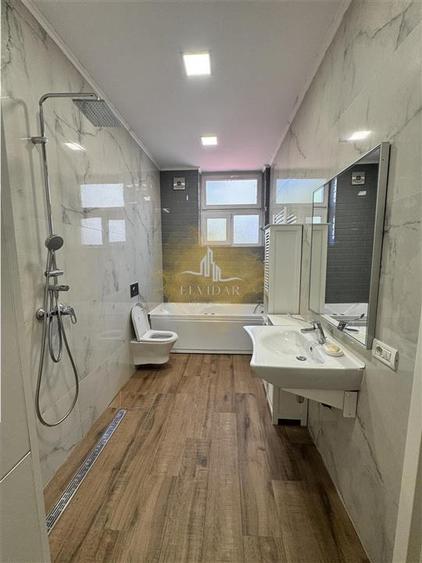 Apartament cu 4 camere circular, mobilat în Take Ionescu