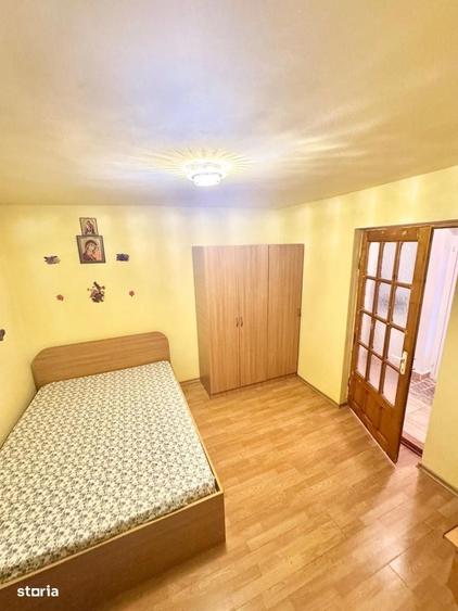 Casă cu 4 camere în Uiești
