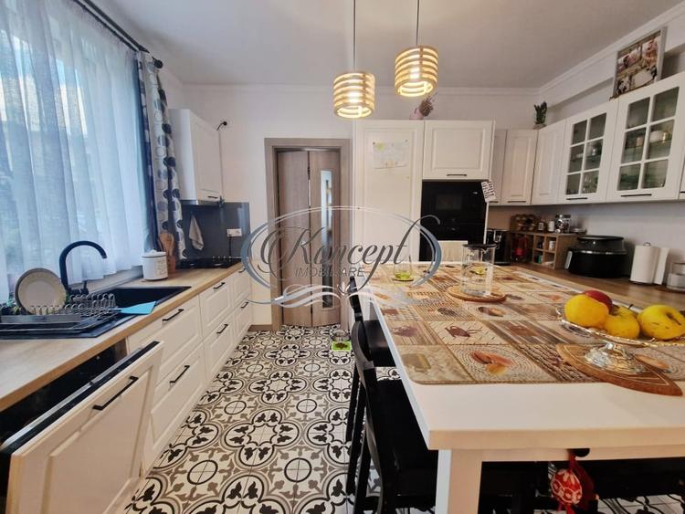 Duplex cu 4 camere cu Canalizare în Dâmbul Rotund