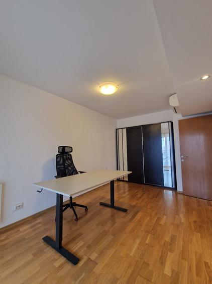 Apartament cu 3 camere decomandat, mobilat în P-ța Alba Iulia