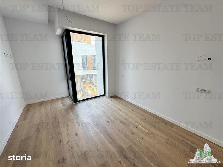 Vila de vanzare in Pipera, Nordul Bucurestiului | Curte privata, teras - 7