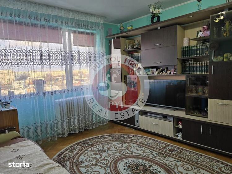 Apartament cu 3 camere semidecomandat, mobilat în Lizeanu