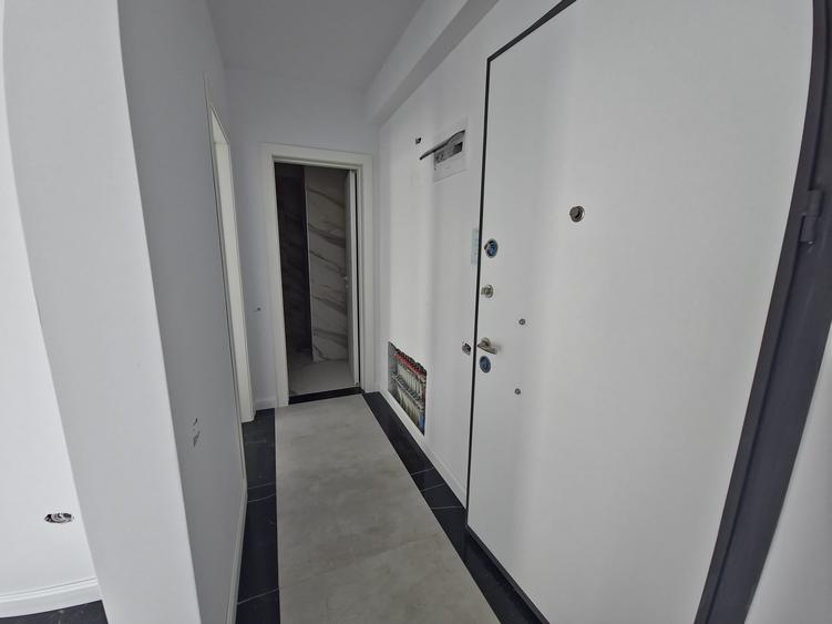 Apartament cu 2 camere decomandat în Tomis Plus